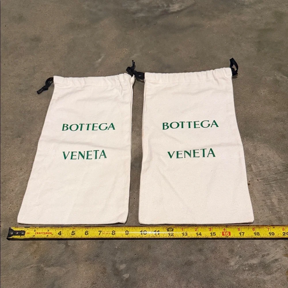 Authentic Bottega Veneta White Drawstring Dust Bags with Green Logo - Set of 2